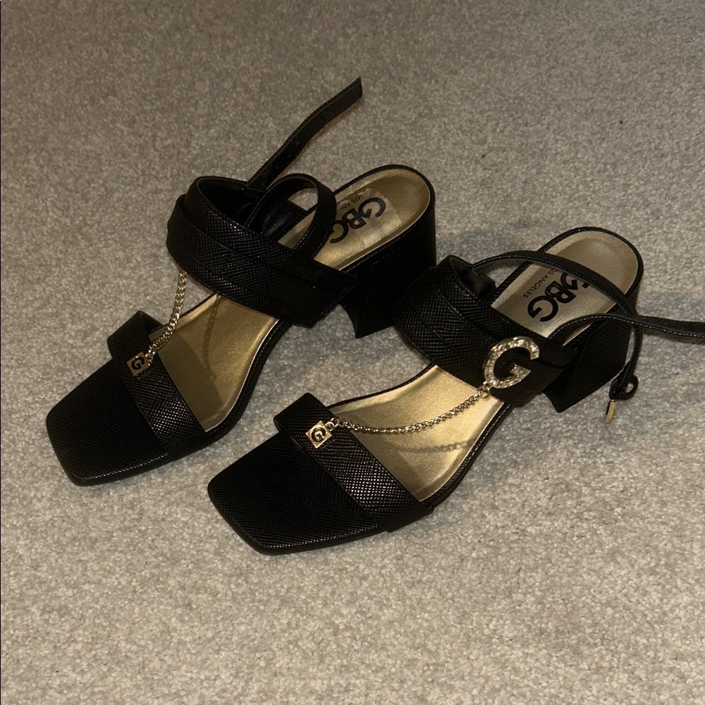GBG Los Angeles Black and Gold Heeled Sandals